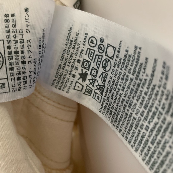 Levi’s Vintage Overalls Tofu Jeans Romper - Picture 14 of 14